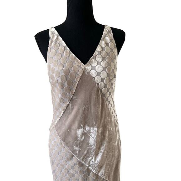 Banana Republic Heritage Women's Velvet Dot Textured Midi Dress Gray Size 2 - Picture 4 of 12